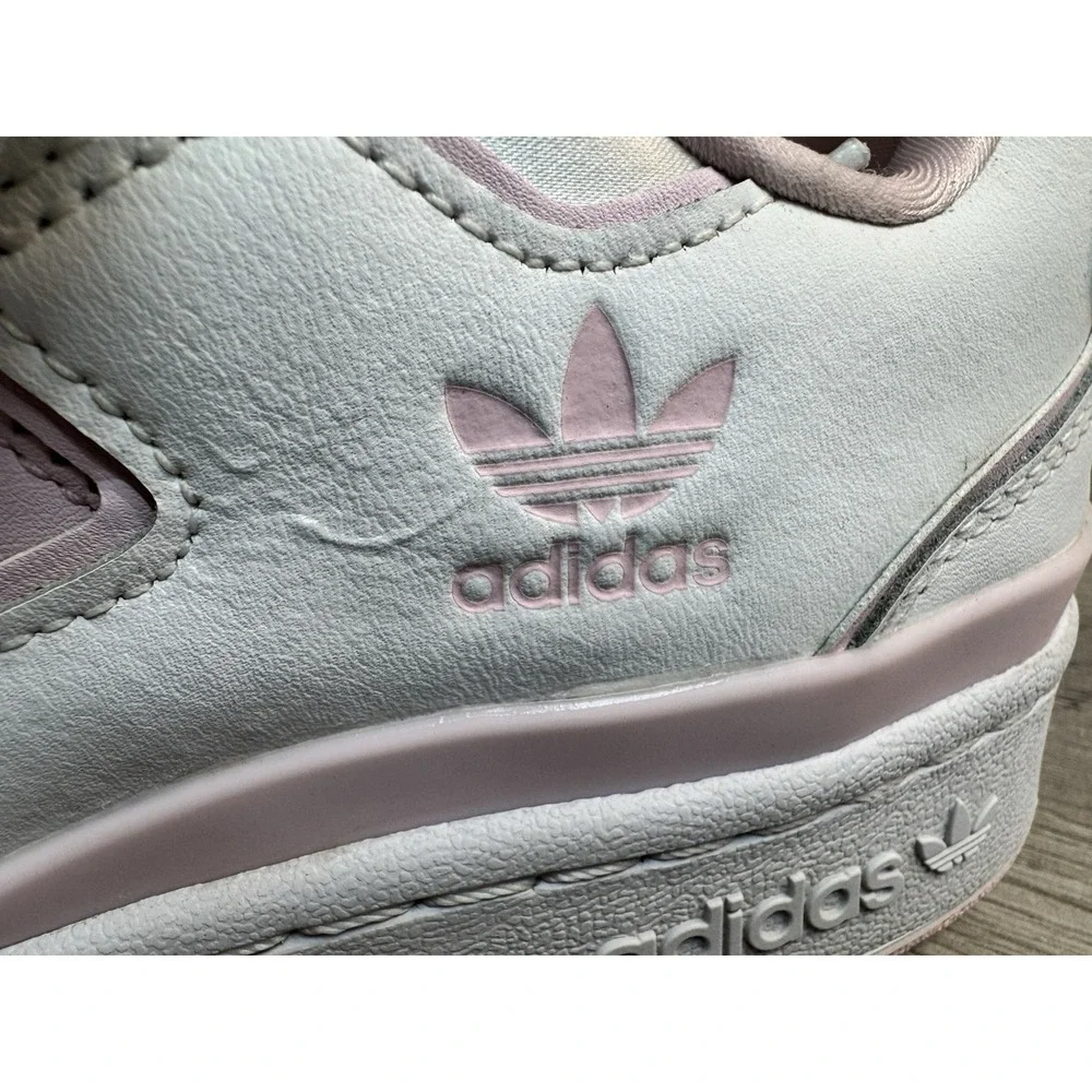 Adidas Forum Plus  Low White  Pink Womens Sz 9 GX5073 Sneakers Shoes